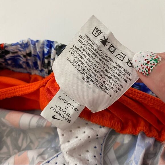 Nike DriFit Tempo Women's Floral Running Shorts Size Medium - Picture 15 of 16